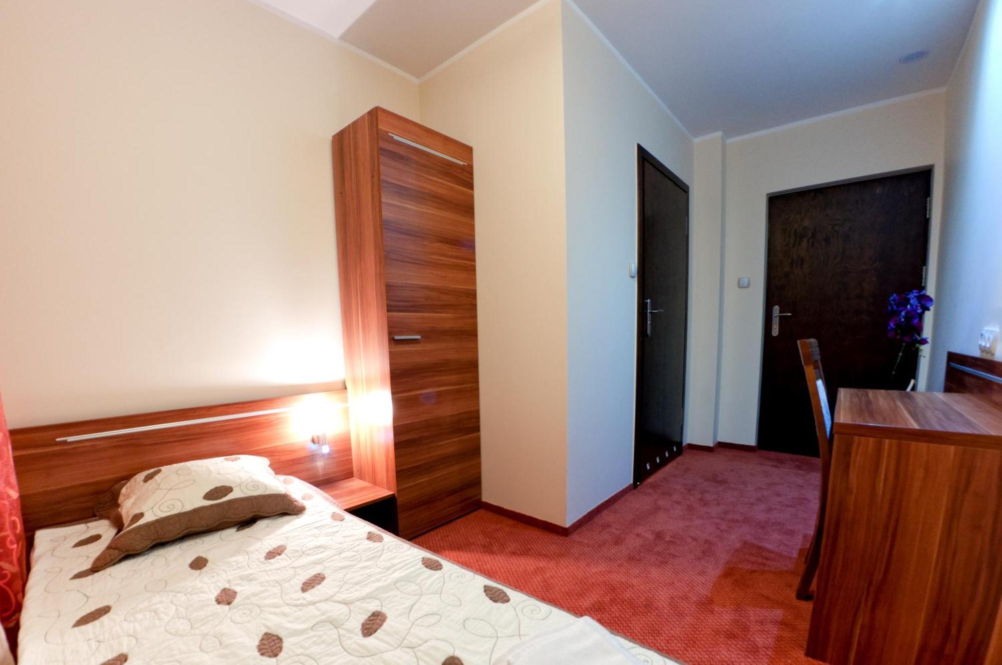 Hotel-24 Płock Pokoj fotografie